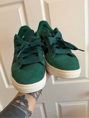 Men’s Brand New Adidas Green Suede Low-Top Shoes